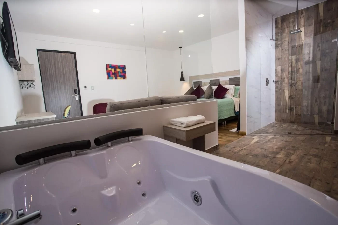 Suite Hotel Aristo Gold Tunja con Jacuzzi en la Habitación
